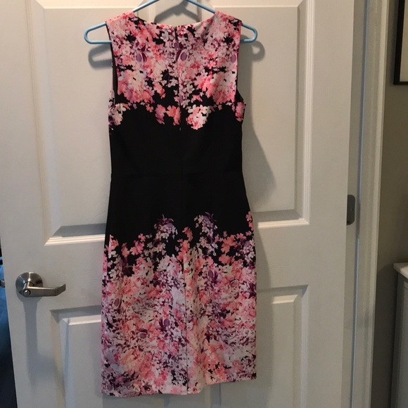 Floral dress - Picture 2 of 6